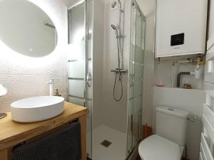 Appartements Appartement renove au centre de Trebeurden, 400m de la plage, proche commerces - FR-1-368-407 : photos des chambres