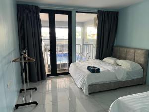 LW homestay Bukit Setongkol near Menara 188, HTAA