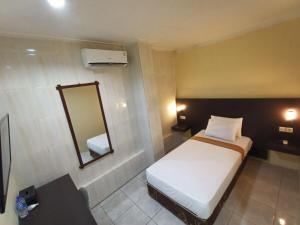 Hotel Galaxy Waena