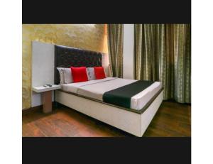 Hotel Shelton, Chandigarh
