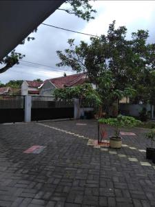 Umah isun guests house