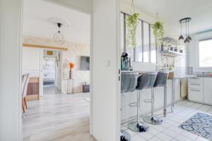 Le Warm Cocon - spacieux T3 - 5 personnes - wifi et parking