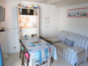 Appartements Maisonnette 3 pieces 4 personnes a 50 m du port de St Jacques - SERVANE : photos des chambres