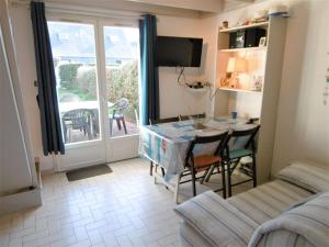 Appartements Maisonnette 3 pieces 4 personnes a 50 m du port de St Jacques - SERVANE : photos des chambres