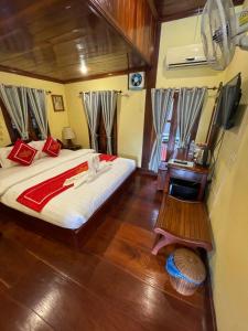 Luang Prabang - Villa Ouis Namkhan Riverside 2