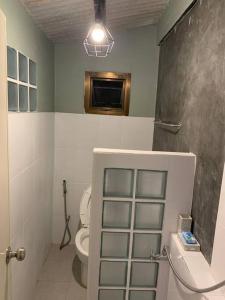 Kid & Aln Home Sweet Home