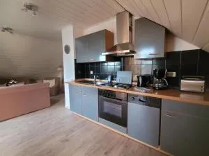 Wohnung mit Wintergarten - Berdum