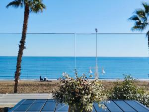 Gran vivienda de lujo frente al mar - Hoteles de 4 estrellas en Málaga