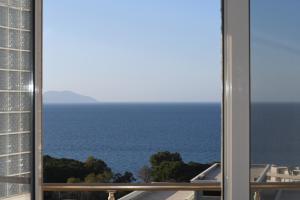 The Perfect Seaview Escape