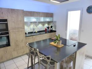 Résidence OPALINE. Bel appartement avec grande terrasse pour 4 personnes