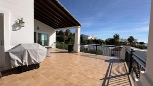 Villa La Vista - FAMILY FRIENDLY Private Pool, BBQ, Sauna