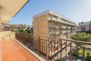 Apartment mit Balkon