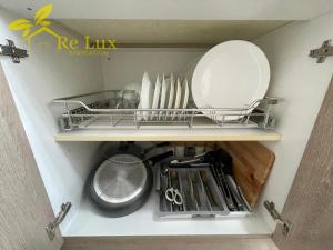 Re Lux Staycation, NEAR NAIA