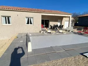 Villa VALLON PONT D'ARC Chemin du Rieusset Salavas classée 3 étoiles - 萨拉瓦