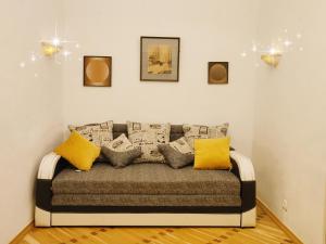 Апартаменты на 6х Проспект шевченка центр