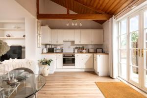 Snow- Connect to the Nature in the Hot Tub