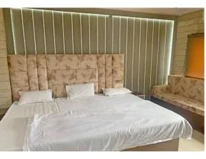 Hotel Adarsh Palace,Saharanpur - Saharanpur