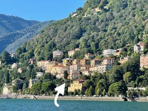 Lake Front View on Viale GENO