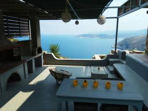 Aegean Blue Luxury Room with pool