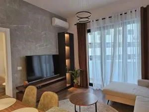 Deluxe Flat with garden_Tirana - Selita e Vogël