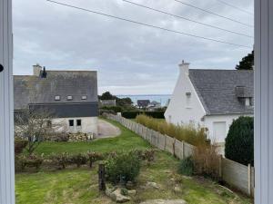 Maisons de vacances Maison a Trebeurden : Jardin, Terrasse, WIFI, Parking, 3 Chambres, Plages et Commerces a Proximite - FR-1-368-402 : photos des chambres