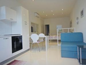 Studio apartment in Povlja with sea view, terrace, air conditioning, WiFi 3419-4