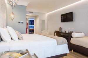 Junior Suite with Balcony room in Bellaroto Suite