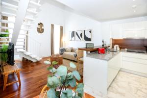 Vacation Time Apartment