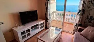 ESTUDIO DELANTE DEL MAR - Adra