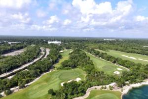 Luxurious Tulum Terrazas 2-bedroom Condominiuml