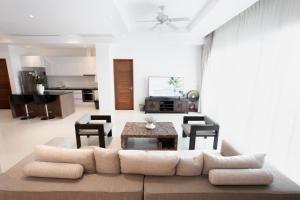 Penthouse Kamala Falls 260mq