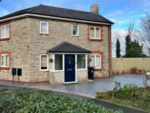 JOY & House - 温特伯恩