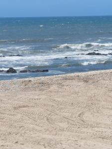 duplex de luxo haut standing bord de plage avec piscine privée chauffée intérieurs - Ubytování bez kategorie ve městě Esposende