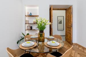 Cracow Best Location Apartment No:6 by Cozyplace