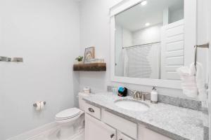 30A Top Rated! Heated Resort Pool+Golf Cart+Bikes+Bunks+Beach Gear