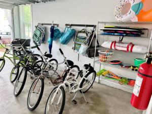 30A Top Rated! Heated Resort Pool+Golf Cart+Bikes+Bunks+Beach Gear