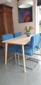 Ermerhoek, in de Hof