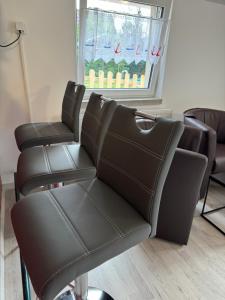 Schönes Apartment mit TV, WLAN, Kochbereich und Parkplatz - Sara
