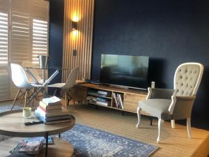 Studio Blue in Mouille Point