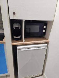 un petit studio moderne et conviviale