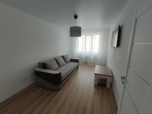 2к в центрі заді готеля Надія