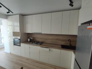 2к в центрі заді готеля Надія