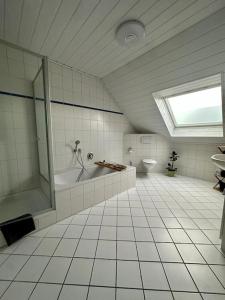 Stilvoll eingerichtetes Ferienhaus in ruhiger Lage