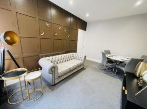 Serenity By The Sea, Stylish Two Bedroom Apartment Near The Beach, South Shields