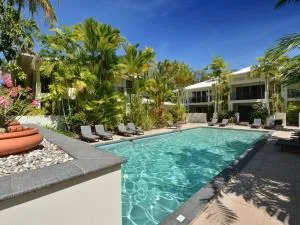 Plantation Villa No.8 - Spacious Villa by the Beach - Oak Beach