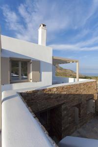 White Tinos Luxury Suites Tinos Greece