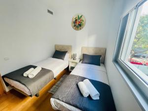 Luxe Forum Beach Terrace