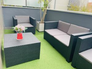 Luxe Forum Beach Terrace