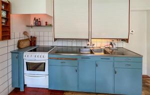 6 Bedroom Gorgeous Home In Älmhult