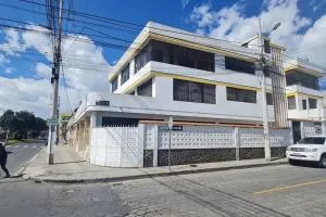 Departamento Amplio con todo lo necesario - Chugchilano